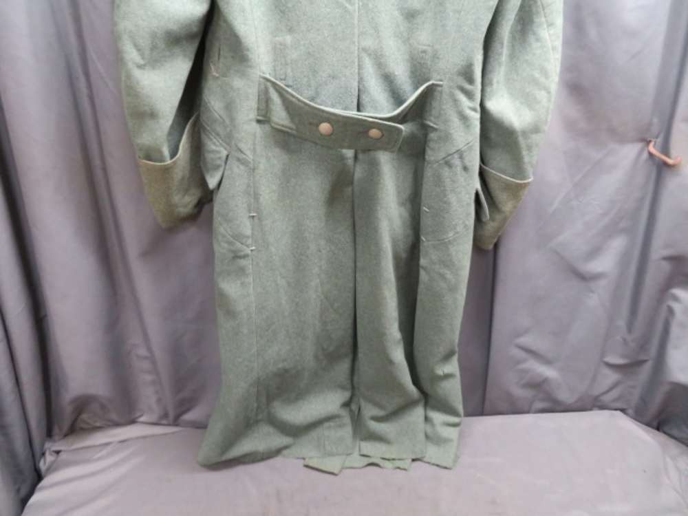 WWII GERMAN M36 GREATCOAT W/ WAFFEN SS SHOULDER BOARDS & SLEEVE EAGLE-img-5