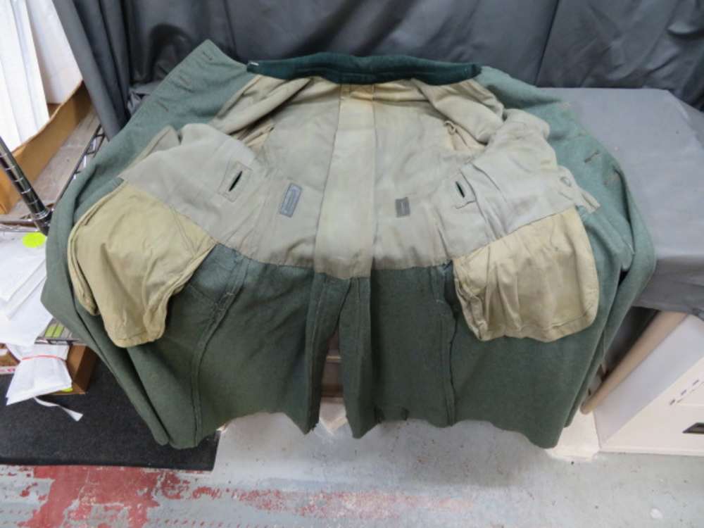 WWII GERMAN M36 GREATCOAT W/ WAFFEN SS SHOULDER BOARDS & SLEEVE EAGLE-img-10
