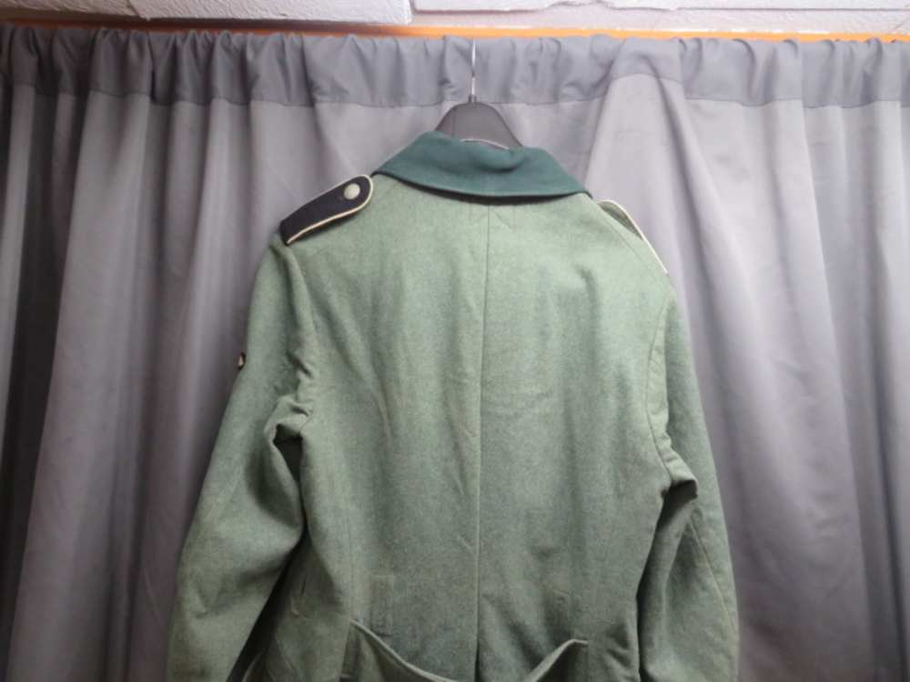 WWII GERMAN M36 GREATCOAT W/ WAFFEN SS SHOULDER BOARDS & SLEEVE EAGLE-img-4