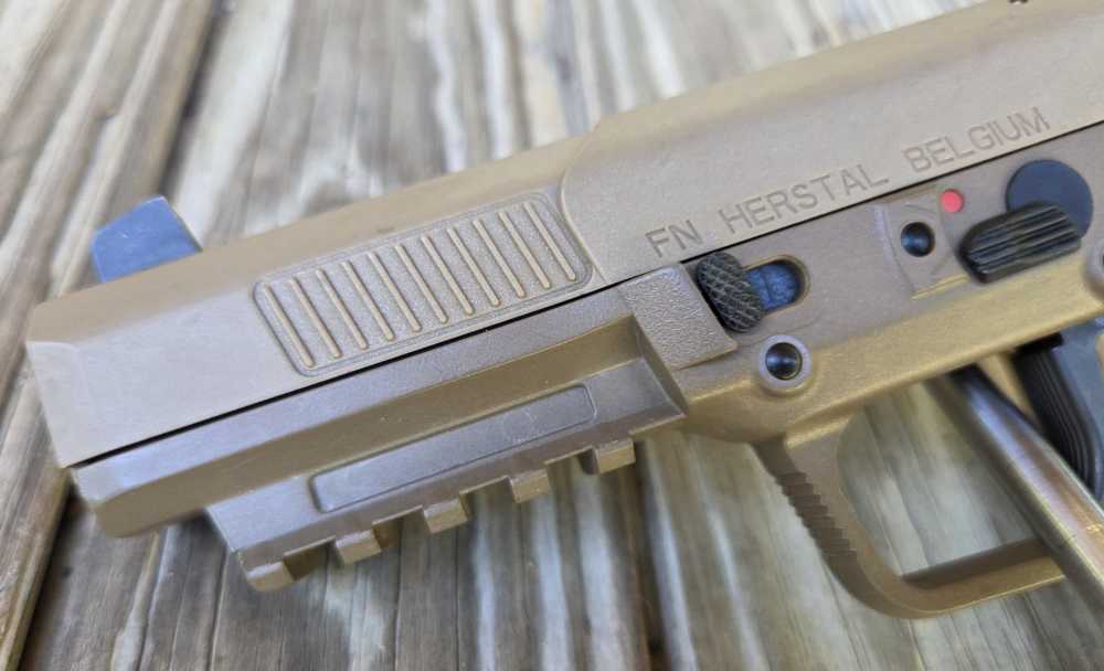 FNH FN Herstal Belgium Five Seven 5.7x28MM FDE 20+1-img-2