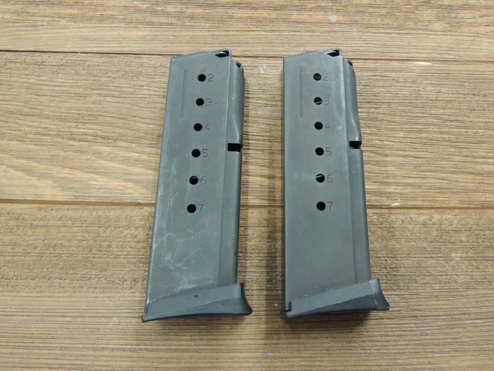 2 - Sig Sauer P239 40 S&W 7 Round Capacity Magazines -img-1
