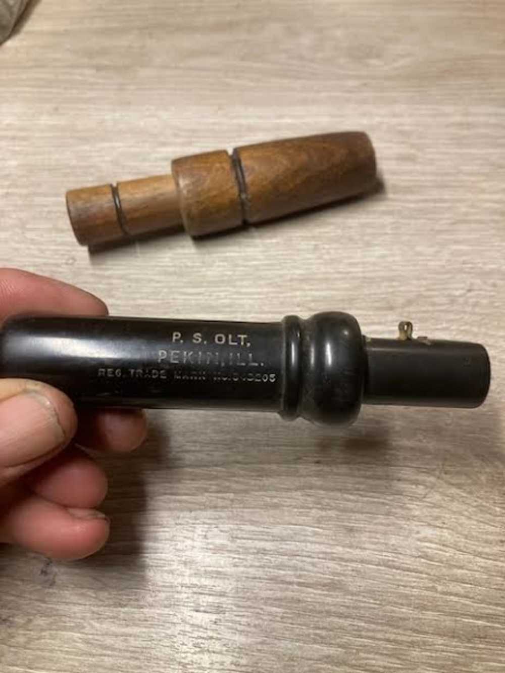   Faulks, P.S.Olt ,Cajun duck calls used good working order-img-3