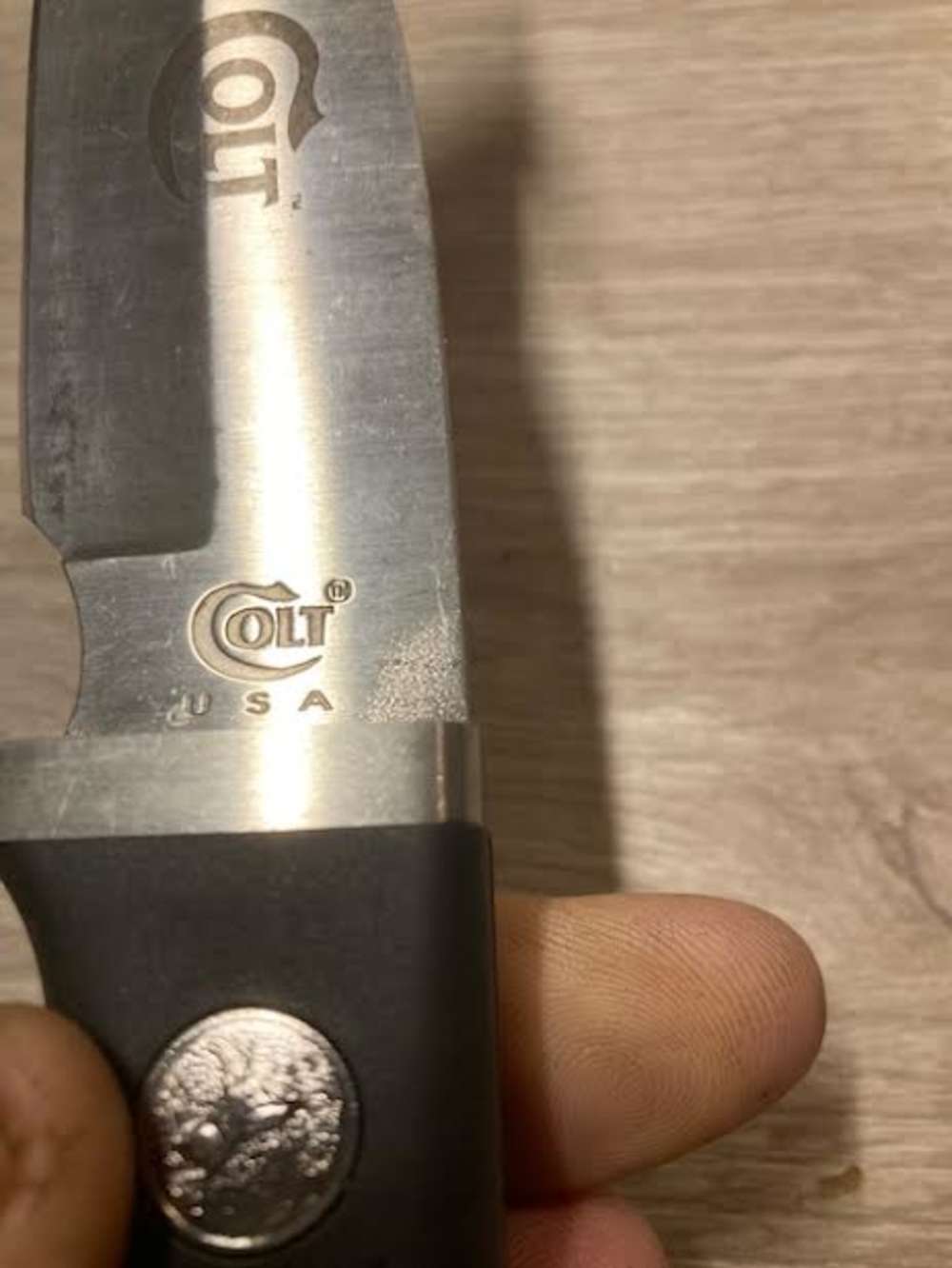 Colt CT-6 hunting/collectible Knife  good condition used-img-3