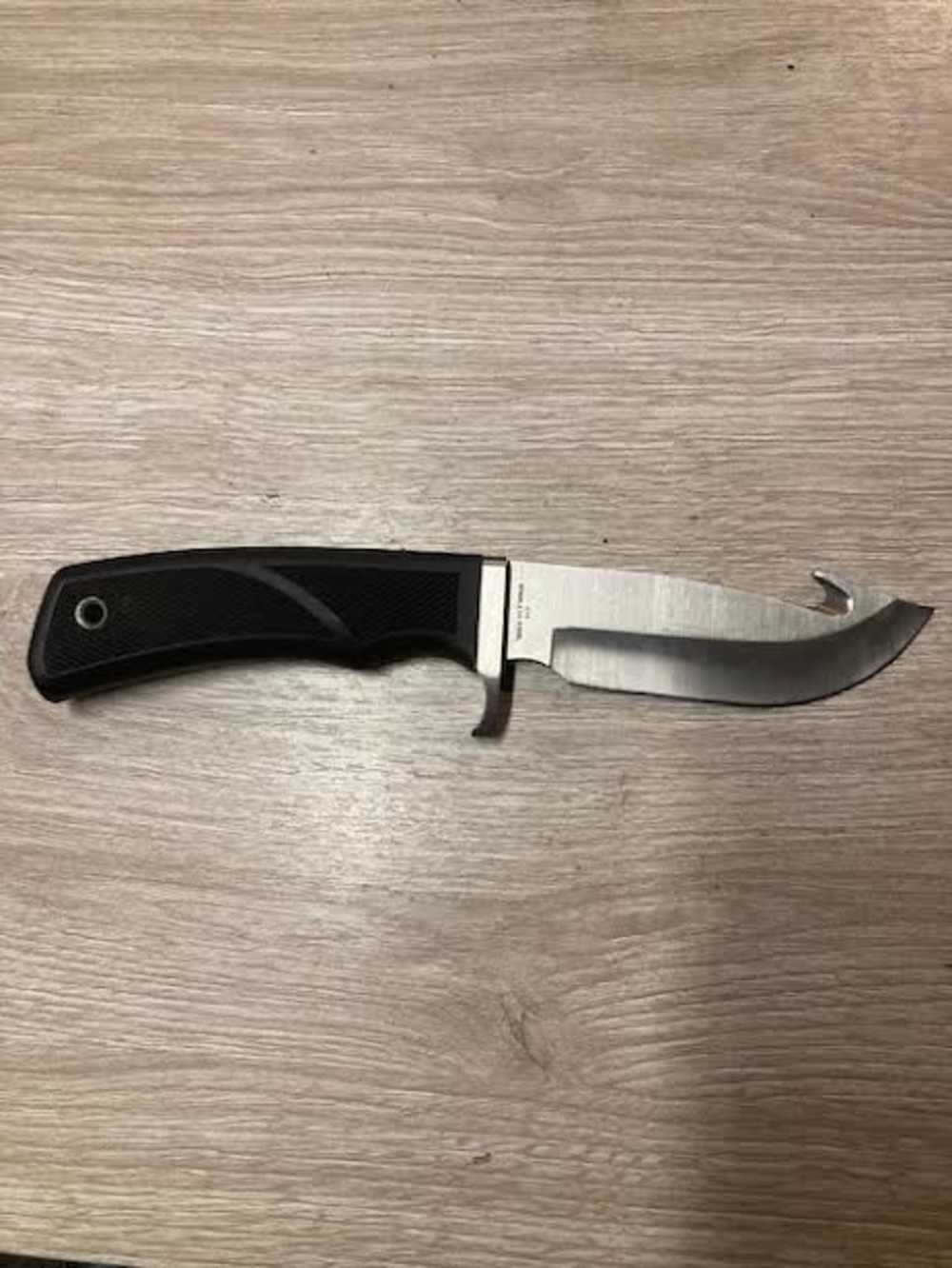 Colt CT-6 hunting/collectible Knife  good condition used-img-1