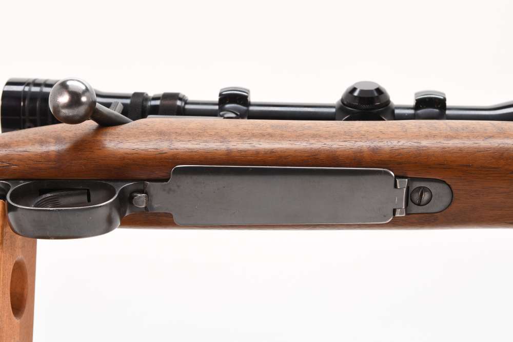 1949 Winchester Model 70 Pre-64 .300 Magnum – Redfield 2-7x Scope-img-6