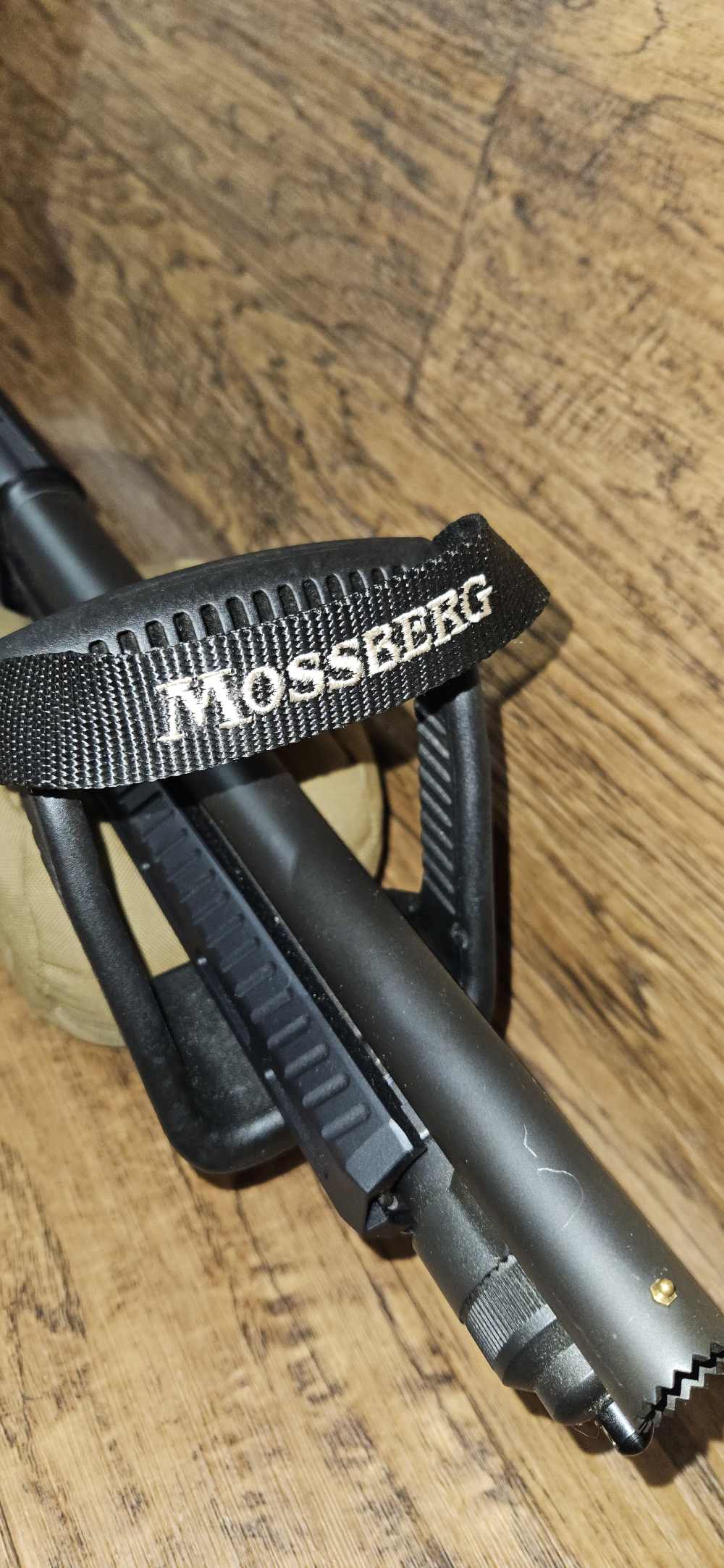 Mossberg 590 Shockwave CHAINSAW RAPTOR 12 Gauge Shotgun-img-8