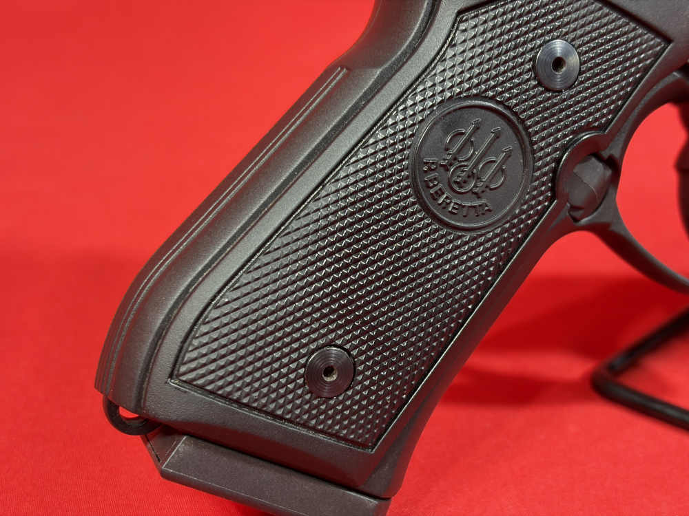 Beretta 92 FRS .22 LR Suppressor Ready - Box and Two Mags-img-3