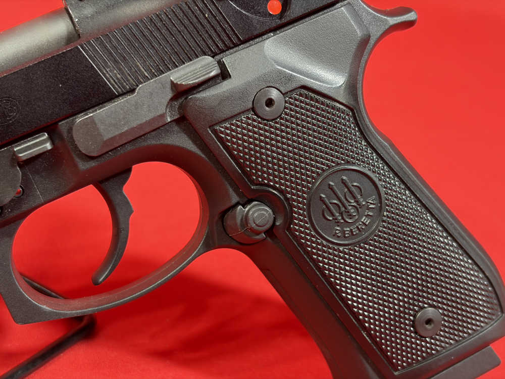 Beretta 92 FRS .22 LR Suppressor Ready - Box and Two Mags-img-11
