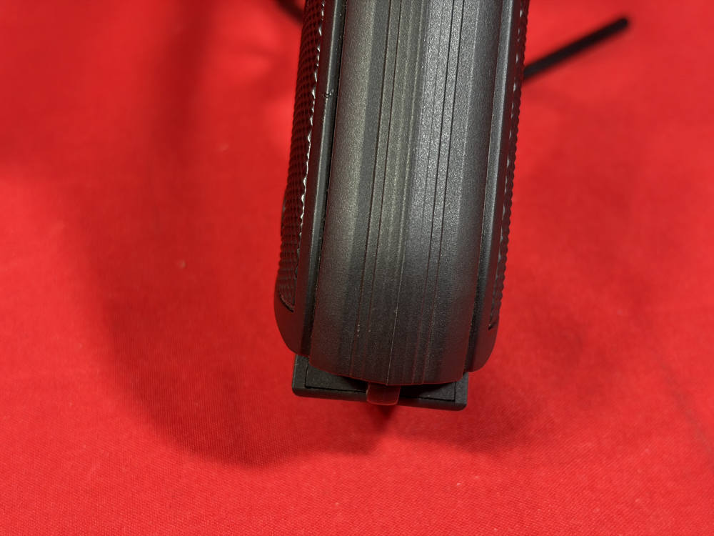 Beretta 92 FRS .22 LR Suppressor Ready - Box and Two Mags-img-15