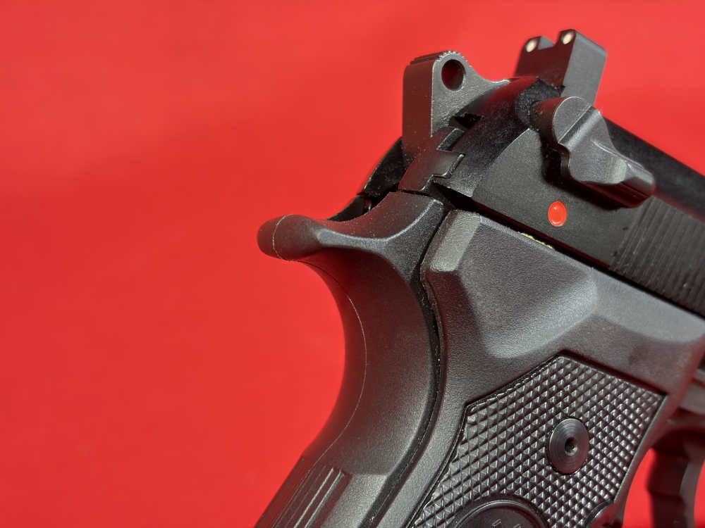 Beretta 92 FRS .22 LR Suppressor Ready - Box and Two Mags-img-4