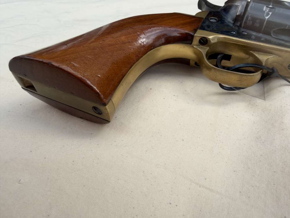 Uberti Iver Johnson 44 Magnum Single Action Revolver Cattleman-img-10