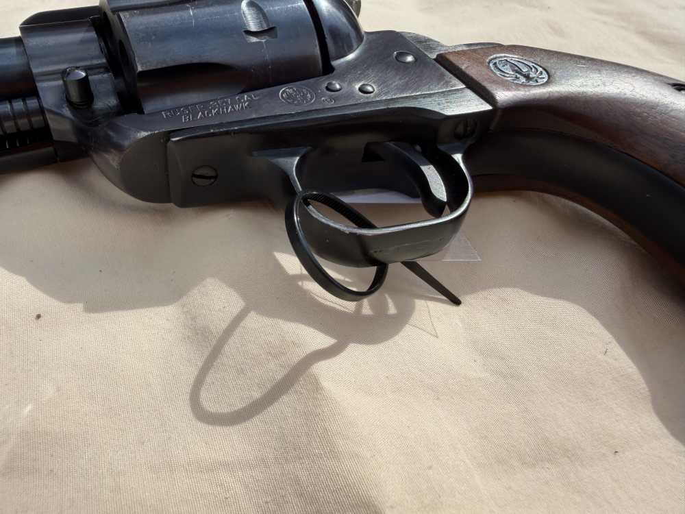 Ruger Blackhawk 357 Magnum Blued Good Condition-img-12