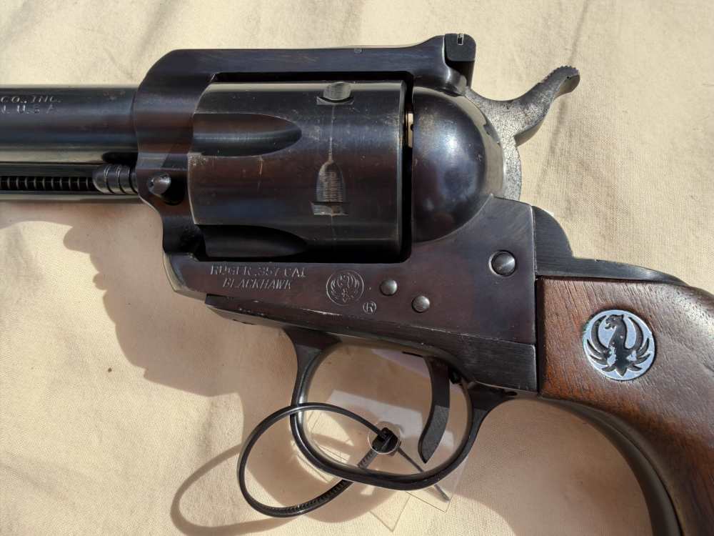 Ruger Blackhawk 357 Magnum Blued Good Condition-img-2