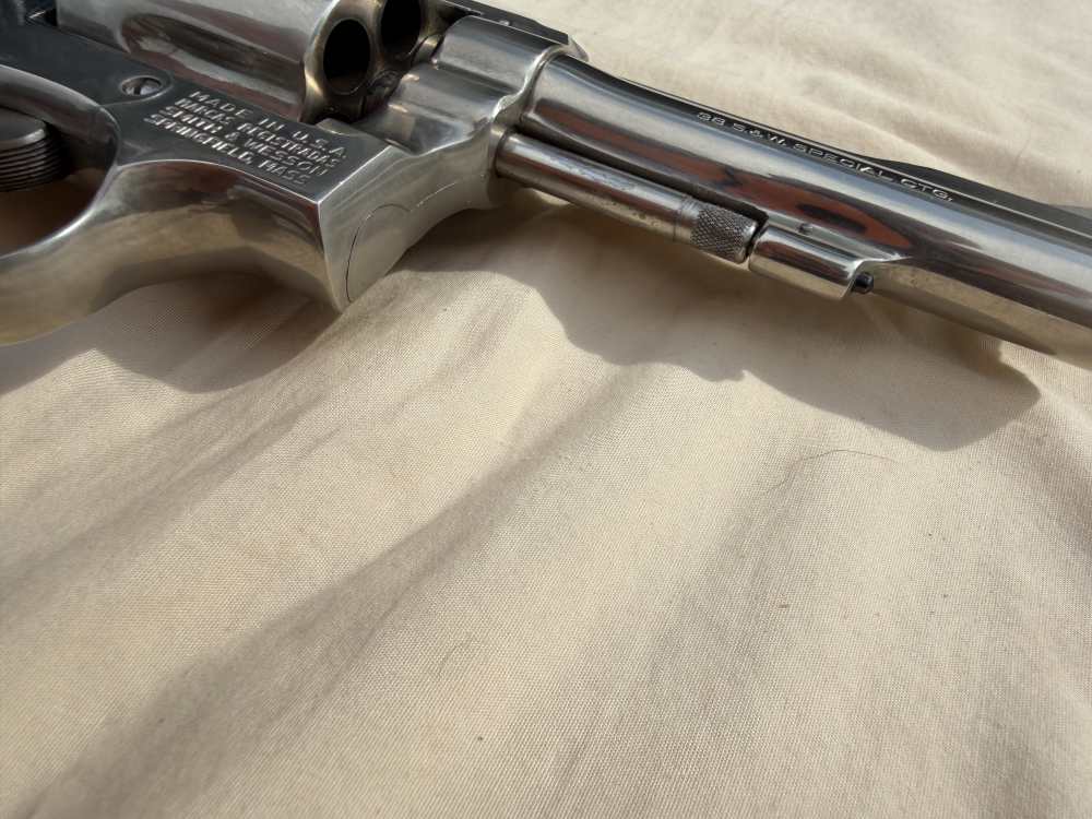 Smith and Wesson Model 15-3 Chrome 38 Special Very Nice-img-10
