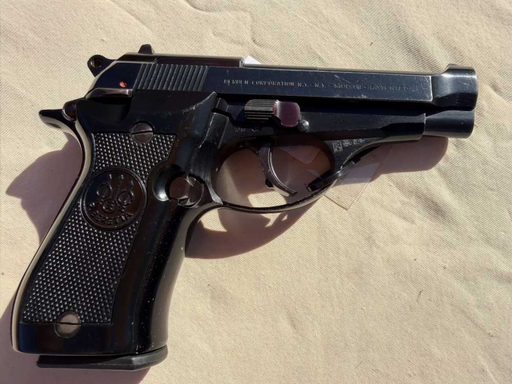 Beretta Model 84 Cheetah 380 ACP Blued Nice Condition-img-0