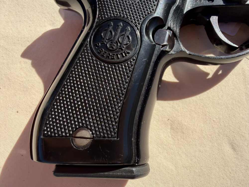 Beretta Model 84 Cheetah 380 ACP Blued Nice Condition-img-1