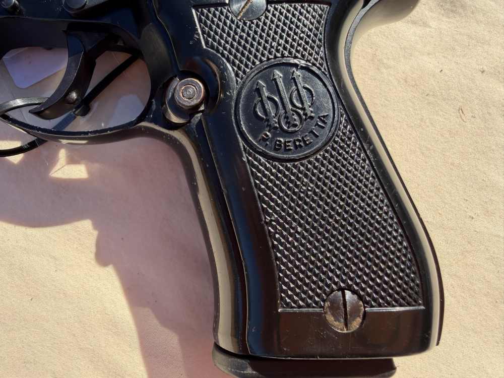 Beretta Model 84 Cheetah 380 ACP Blued Nice Condition-img-15