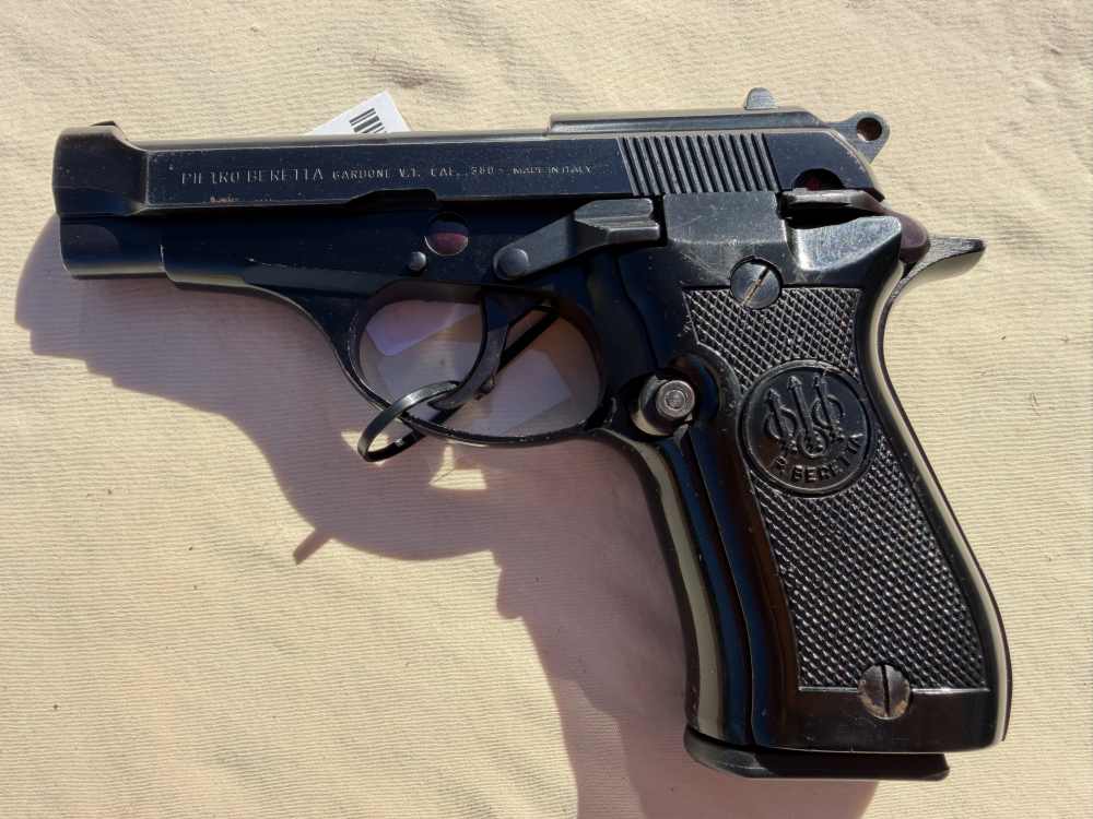 Beretta Model 84 Cheetah 380 ACP Blued Nice Condition-img-9