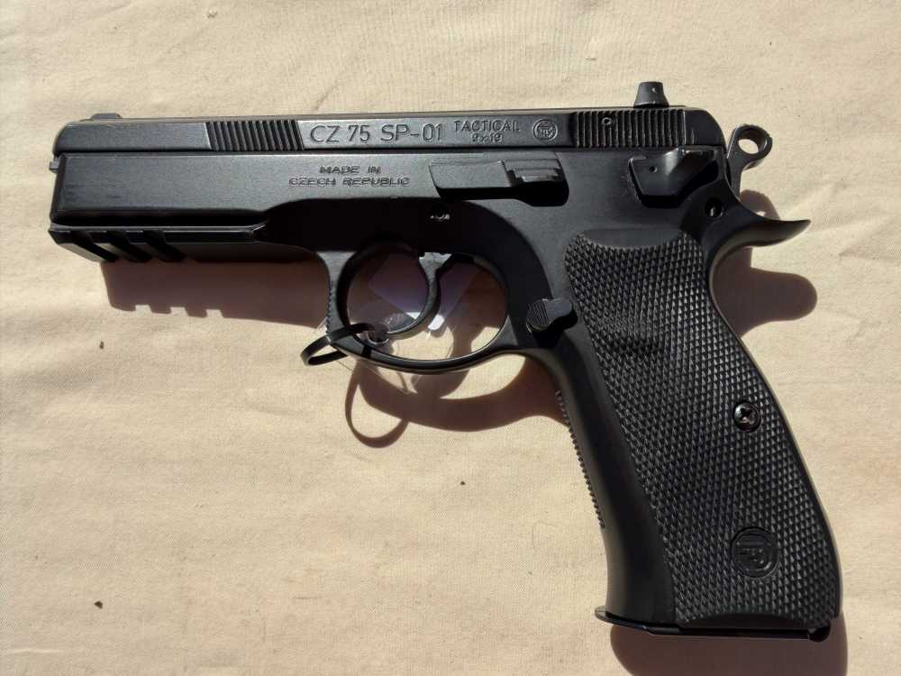 CZ 75 SP-01 Tactical 9mm Semi Auto Handgun Like New 3 Magazines-img-1