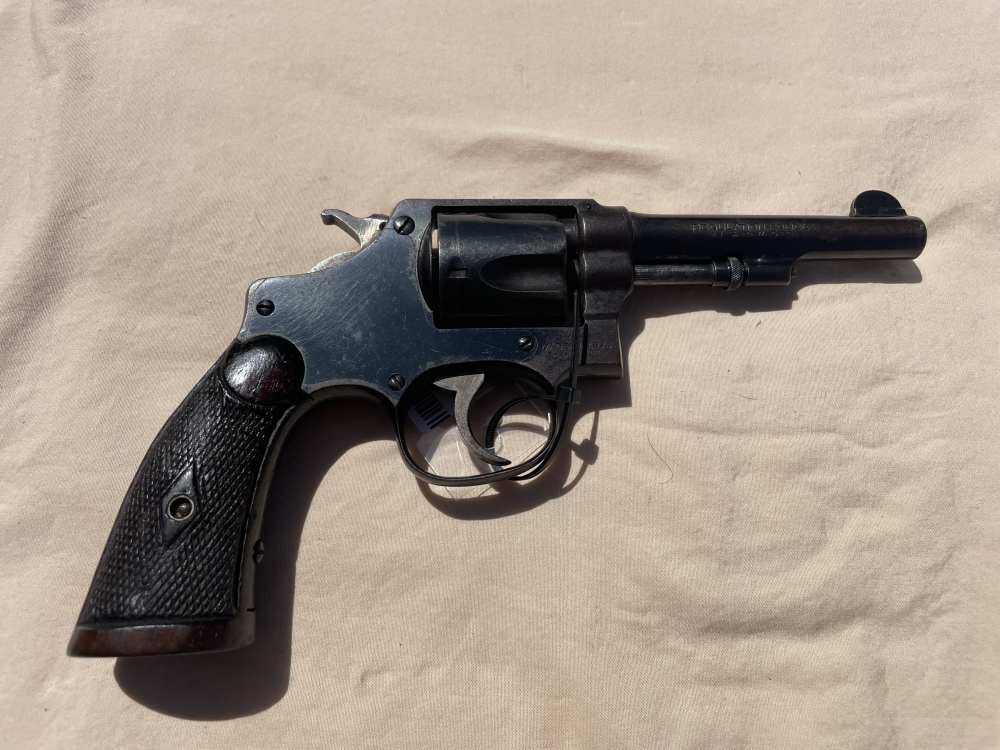 Smith and Wesson Regulation Police Revolver 38 S & W Good-img-0