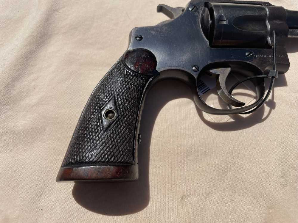 Smith and Wesson Regulation Police Revolver 38 S & W Good-img-1