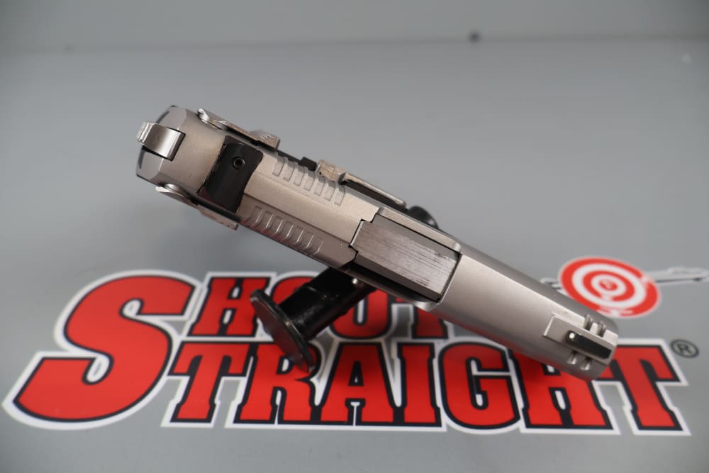 Ruger P95 9mm 3.75"bbl STS & BLK-img-12