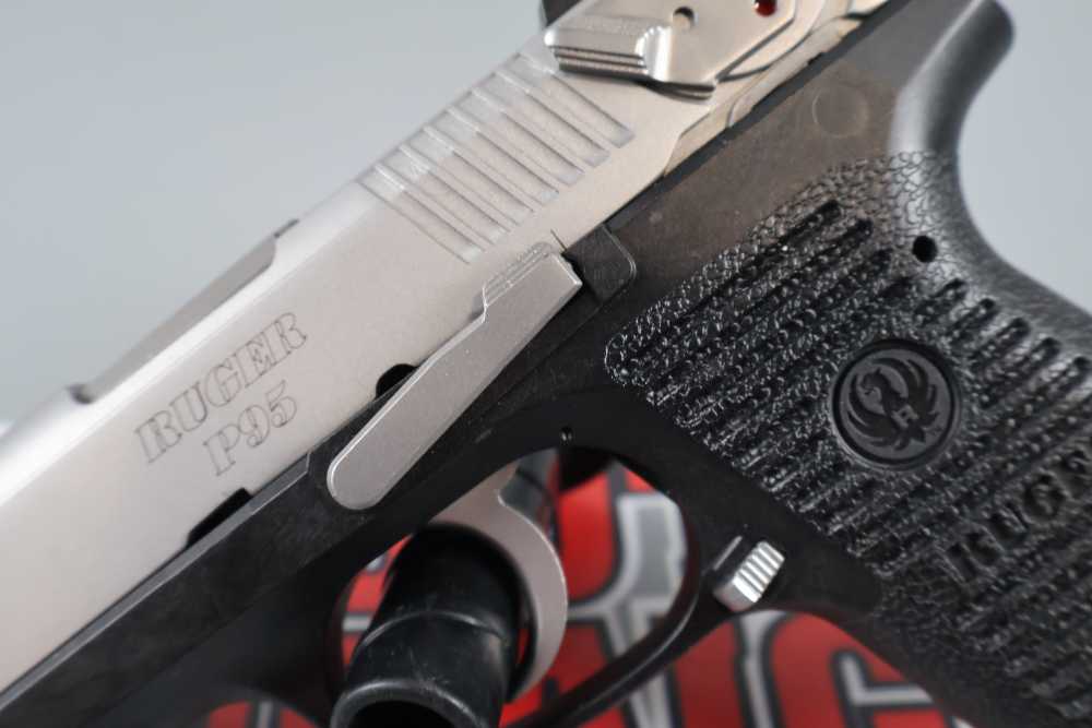 Ruger P95 9mm 3.75"bbl STS & BLK-img-9