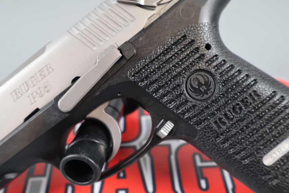Ruger P95 9mm 3.75"bbl STS & BLK-img-7
