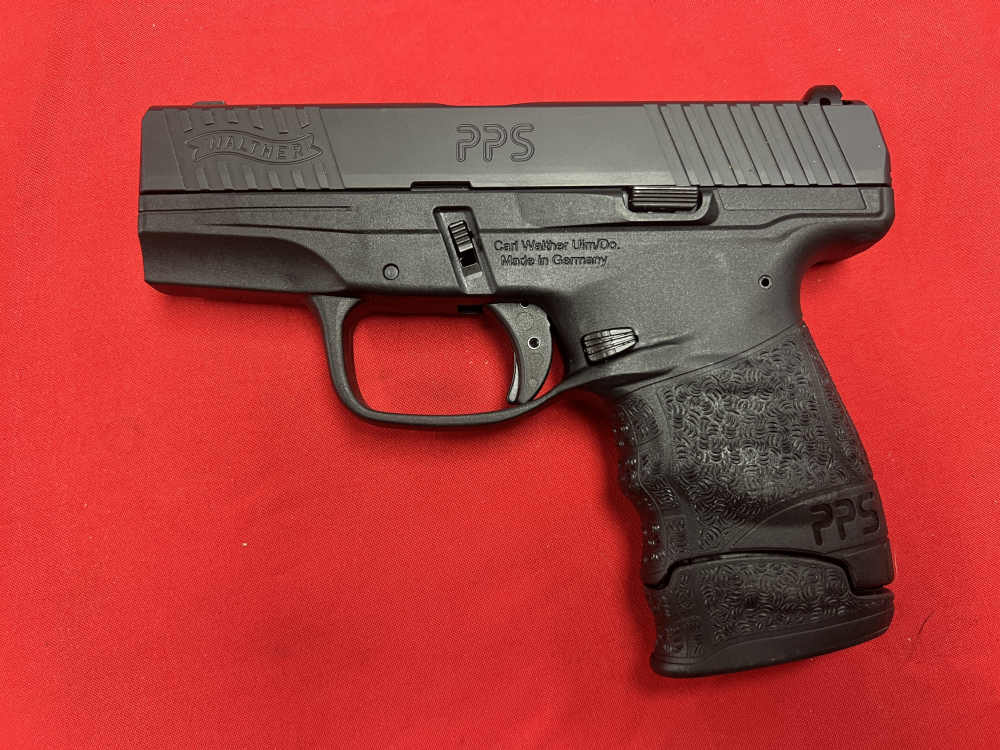 Walther PPS M2 9mm OEM case/papers 4 mags 3 1/8" striker fired 3-dot sights-img-4