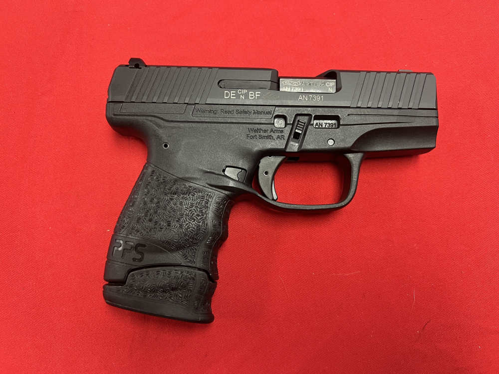 Walther PPS M2 9mm OEM case/papers 4 mags 3 1/8" striker fired 3-dot sights-img-3