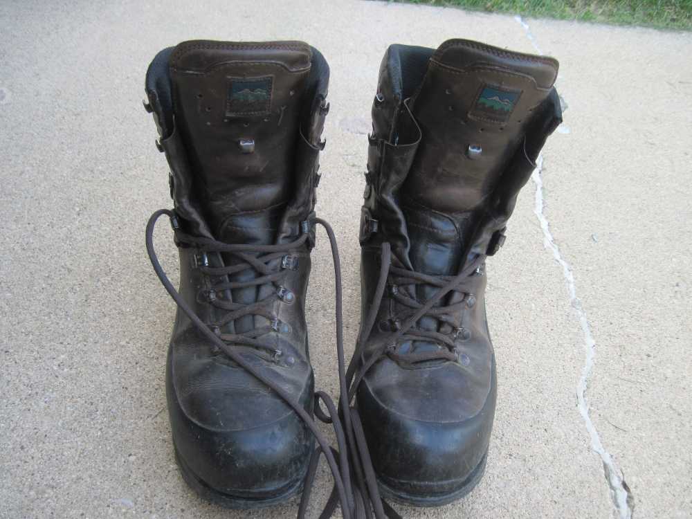 Men’s boots.  Meindl Alaskan Hunter boots, size 13EE-img-5