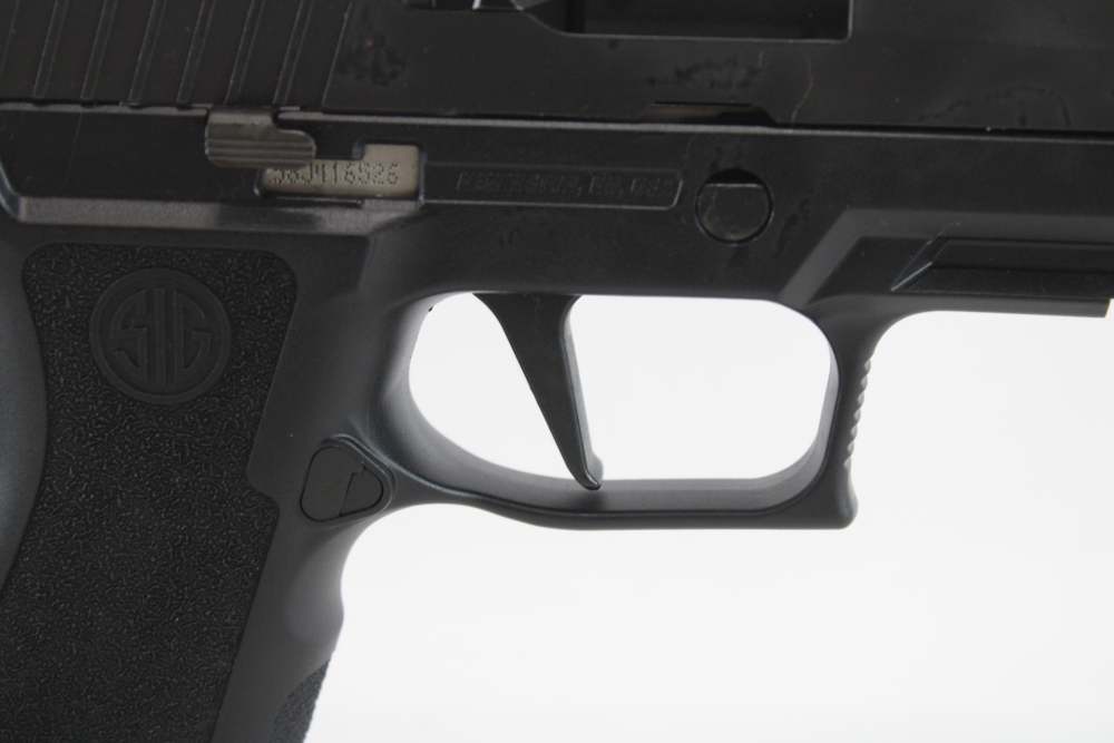LNIB SIG P320 X-Full Full Size 9mm Optic Ready W/ Case & 3 Magazines-img-6