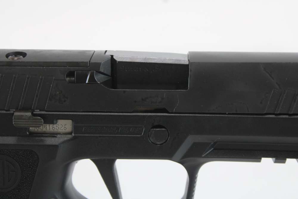 LNIB SIG P320 X-Full Full Size 9mm Optic Ready W/ Case & 3 Magazines-img-4