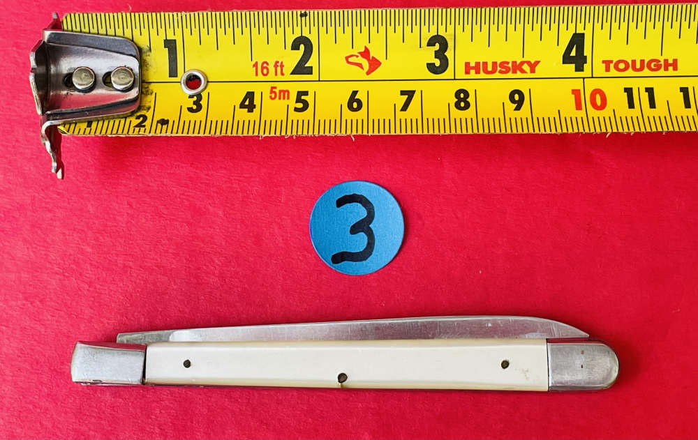 Lot of 4 Pocket Knives Top 2 with Mother of Pearl Scales -img-26
