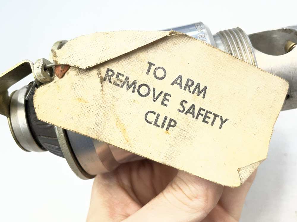 Inert US Military M409E2 nose fuze 69 dated timed Vietnam era ordnance-img-10