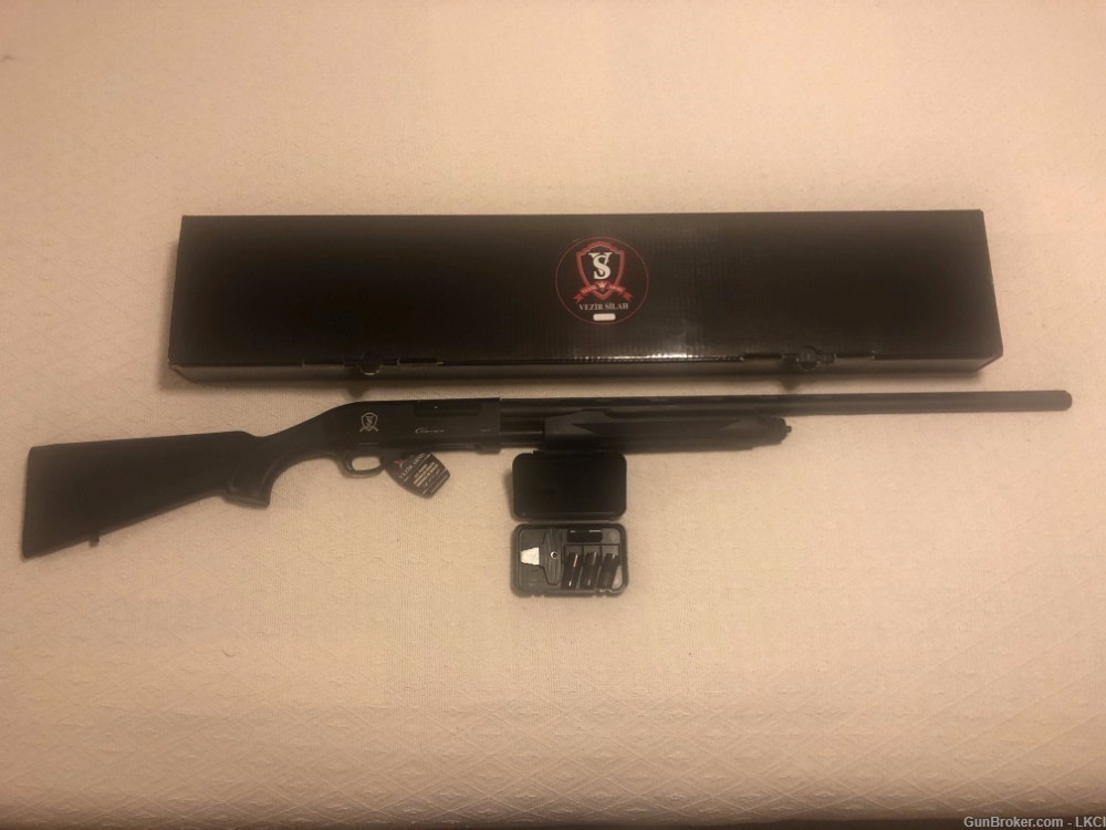VEZIR CARRERA VPA-S - 20 Gauge 28" Barrel Pump Shotgun + All 5 Chokes-img-0