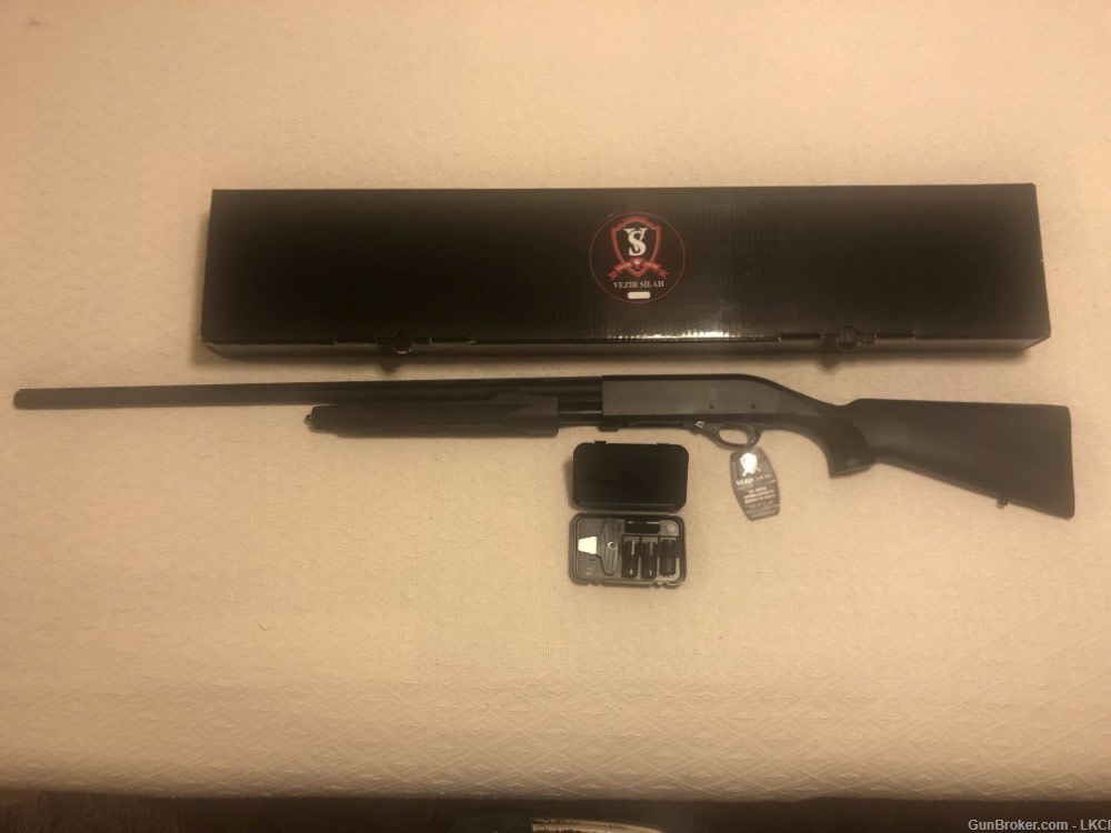 VEZIR CARRERA VPA-S - 20 Gauge 28" Barrel Pump Shotgun + All 5 Chokes-img-1