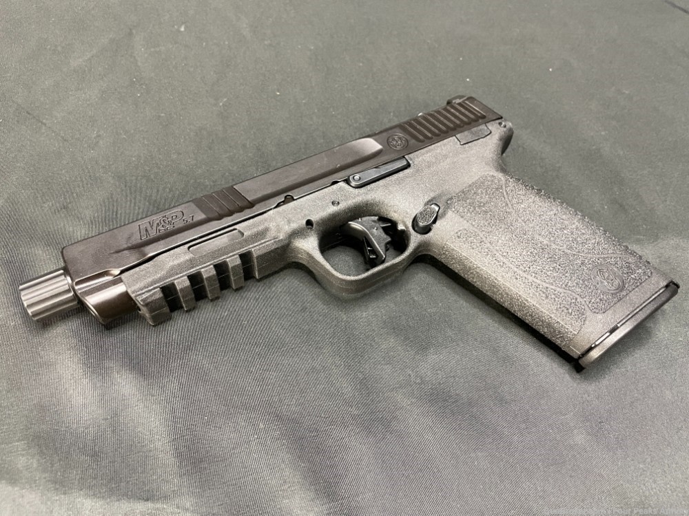 Smith & Wesson M&P 5.7 -img-2