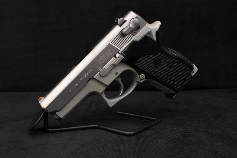 1987 Smith & Wesson Model 669 9mm Second Gen Compact Stainless *RARE* S&W-img-19