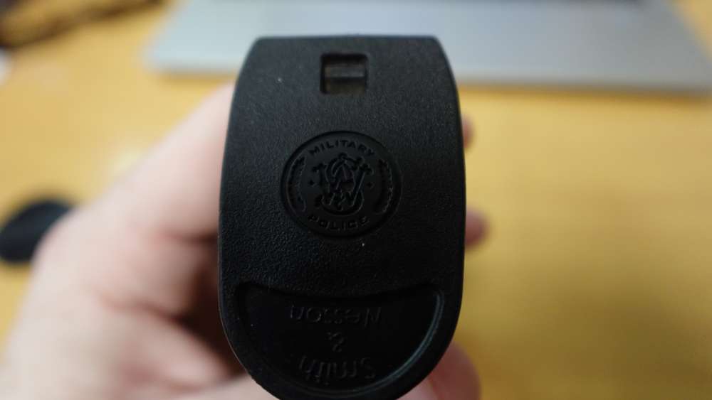 Smith & Wesson OEM M&P 40 Magazine - 15 Round-img-1
