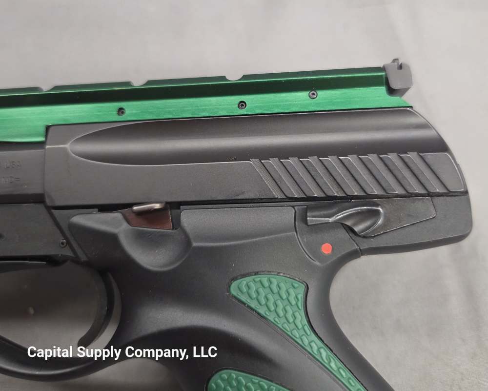 Beretta U22 Neos pistol .22LR 6" green with box-img-12