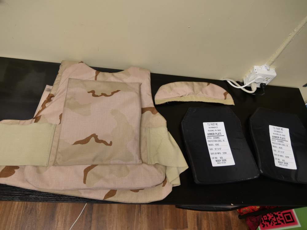 T.G. Faust Special Forces IIIA DCU Body Armor 2 Level IV Plates V23 Kevlar-img-0