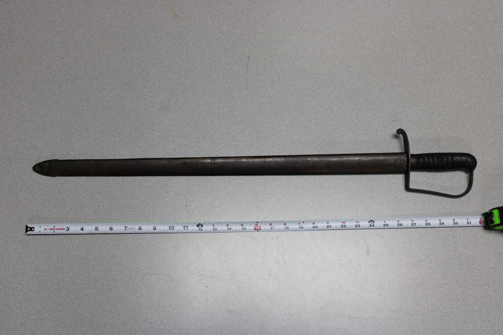 181 U.S. Military N. Starr - NCO Sword & Scabbard -img-0