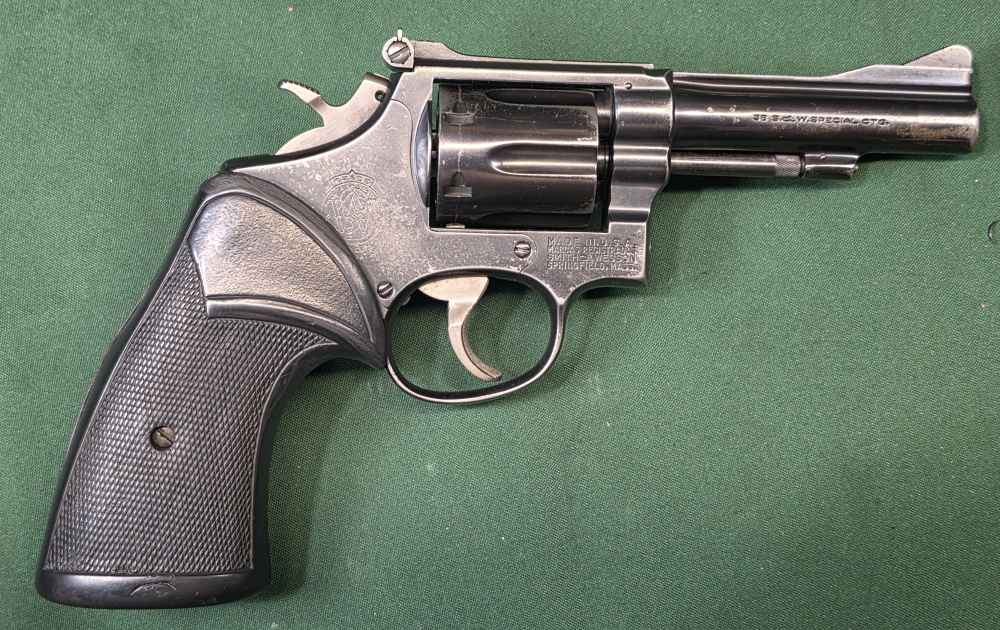 Smith & Wesson Model 15-img-7