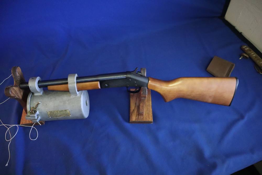 Naval Company Bridger CG85 Line Throwing Gun Pelican Case Line Projectiles -img-12