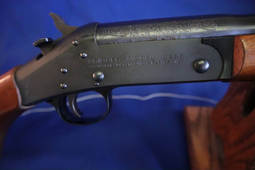 Naval Company Bridger CG85 Line Throwing Gun Pelican Case Line Projectiles -img-24