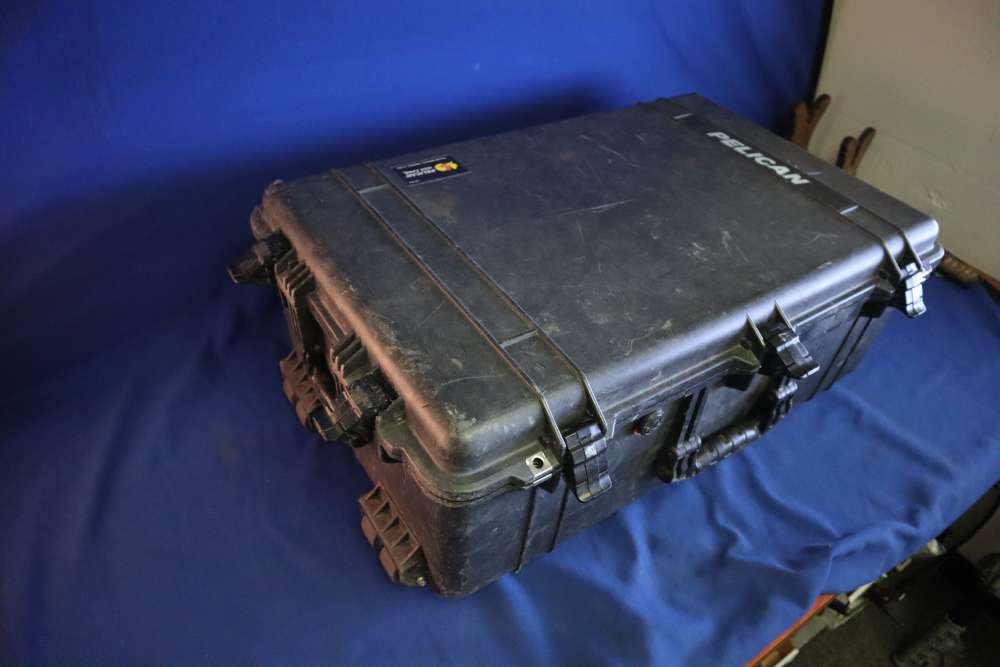 Naval Company Bridger CG85 Line Throwing Gun Pelican Case Line Projectiles -img-1