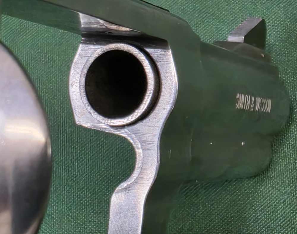 Smith & Wesson Model 60-img-11