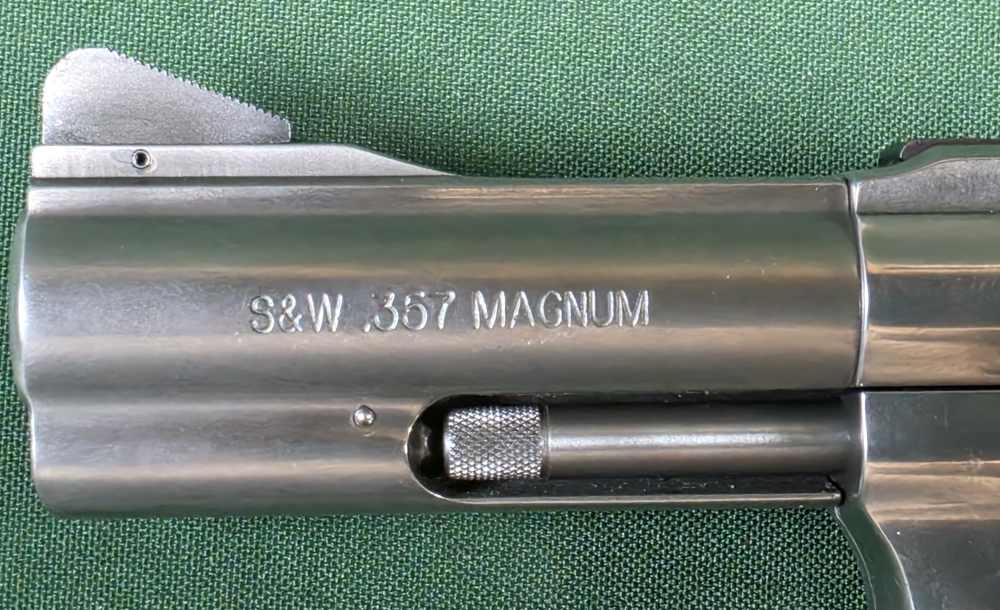 Smith & Wesson Model 60-img-6