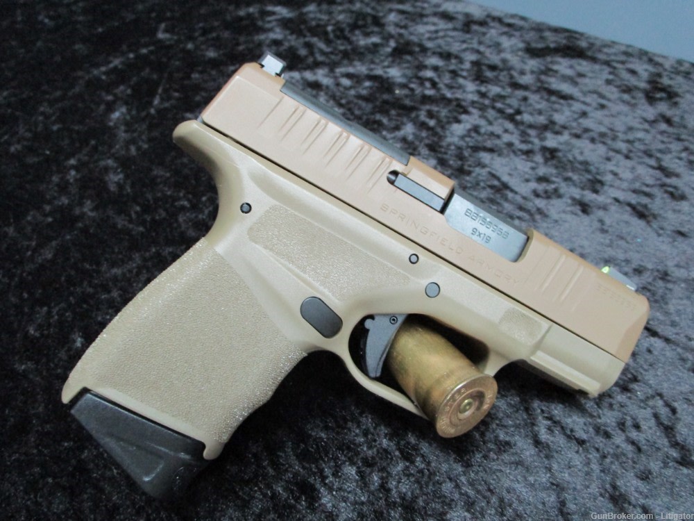 SPRINGFIELD ARMORY HELLCAT FDE 9MM NEW IN THE BOX-img-1